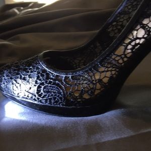 EUC Nine West Satin and Lace High Heels